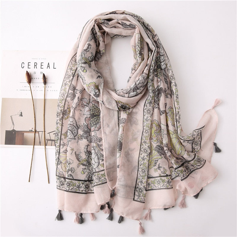 2022 Spain Fashion Daisy Floral Tassel Viscose Shawl